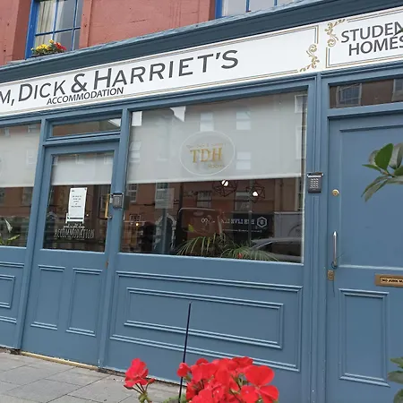Tom Dick And Harriet's