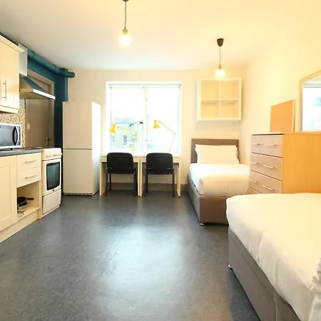 Tom Dick And Harriet's Guest house Dublin