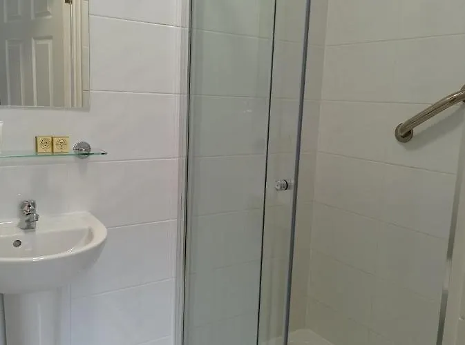 Tom Dick And Harriet's 4* דבלין