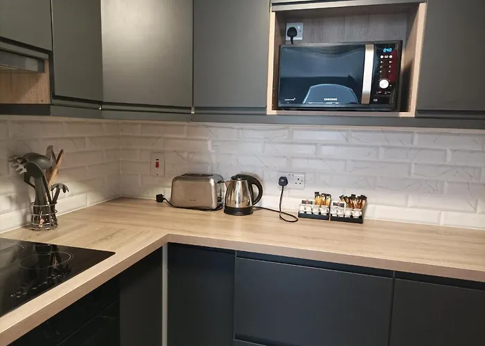 Tom Dick And Harriet's 4* Dublin