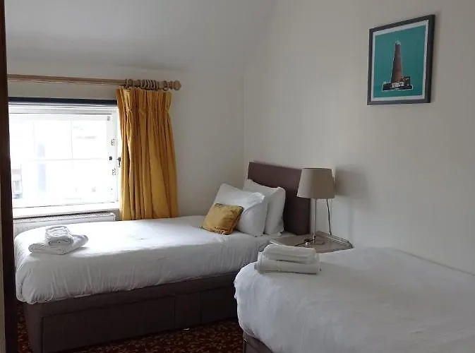 Tom Dick And Harriet's Konukevi Dublin