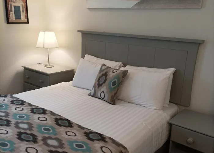 Konukevi Tom Dick And Harriet's 4*