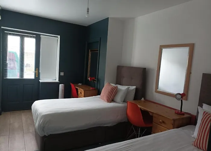 Gæstehus Tom Dick And Harriet's 4*