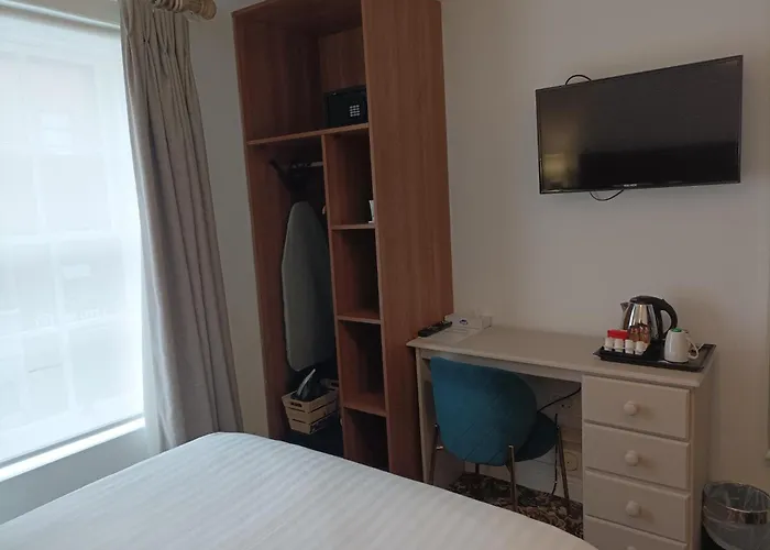 Tom Dick And Harriet's 4* Dublin